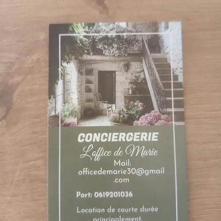 Semesterbostad Maison Blanche *