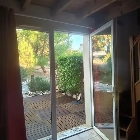 Maison Blanche بيت للعطل