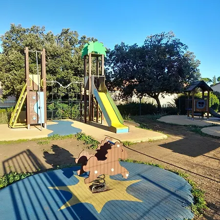 بيت للعطل Maison Blanche